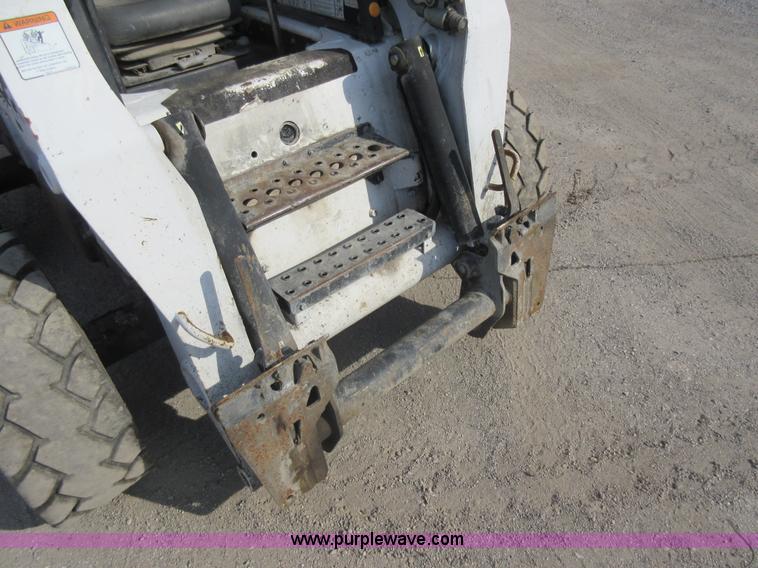 image for item J8659 2007 Bobcat S250 skid steer