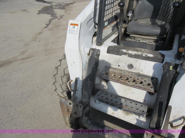 image for item J8659 2007 Bobcat S250 skid steer