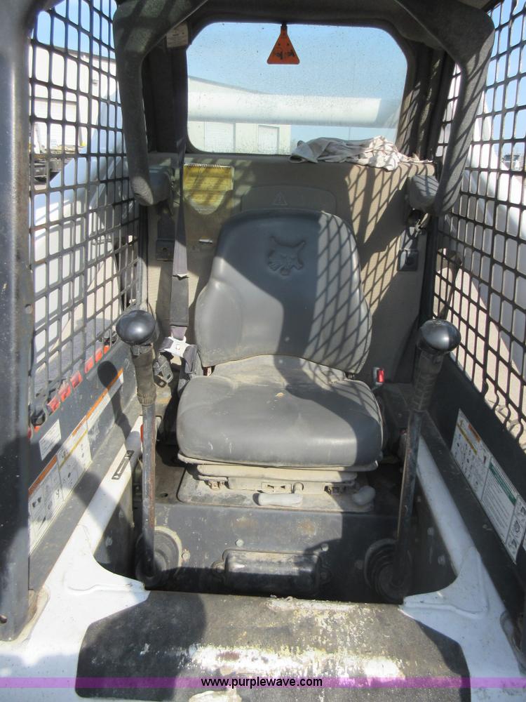 image for item J8659 2007 Bobcat S250 skid steer