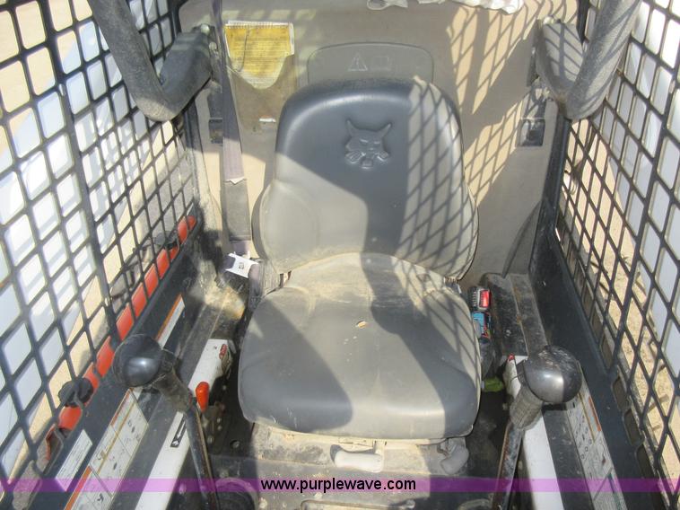 image for item J8659 2007 Bobcat S250 skid steer