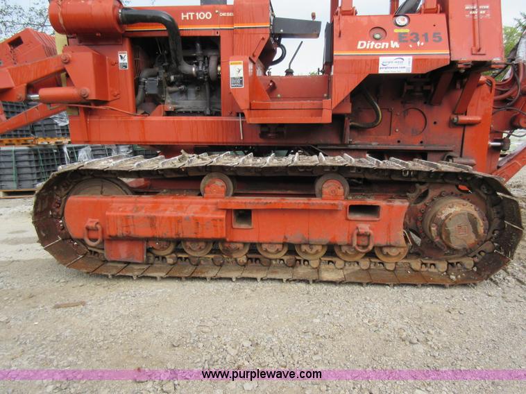 image for item J8670 Ditch Witch HT100J cable plow