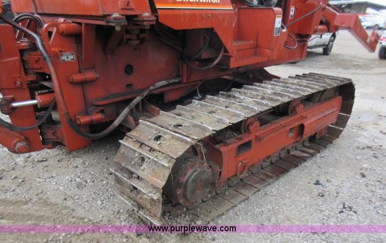 image for item J8670 Ditch Witch HT100J cable plow