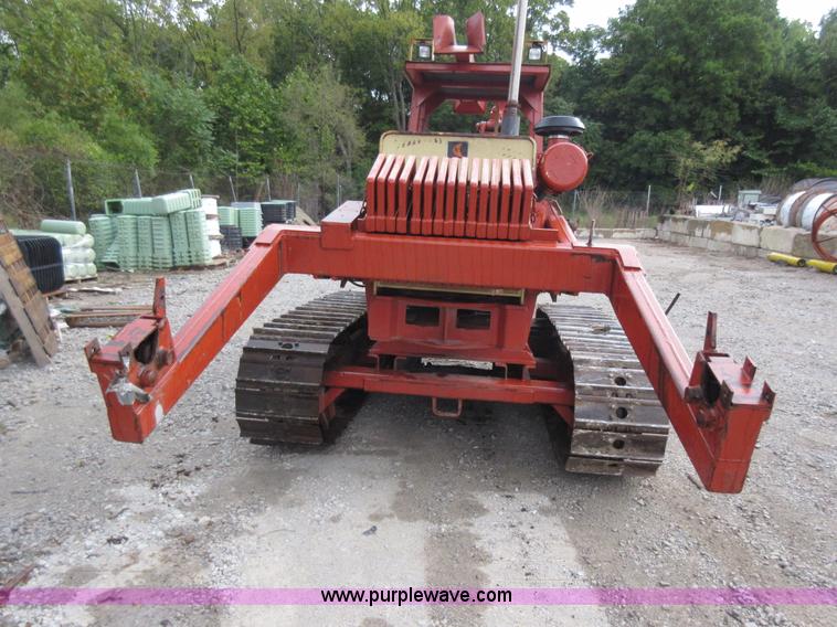 image for item J8670 Ditch Witch HT100J cable plow