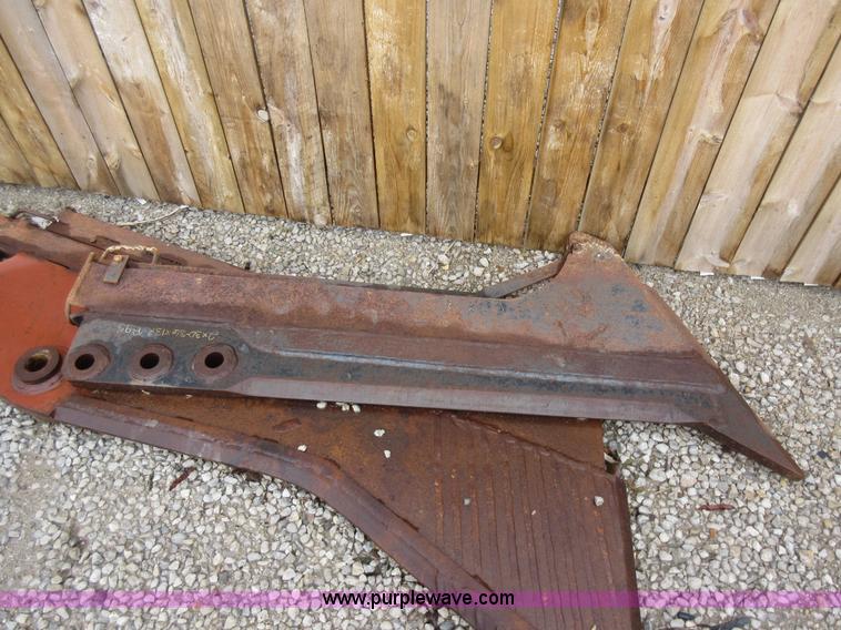 image for item J8670 Ditch Witch HT100J cable plow