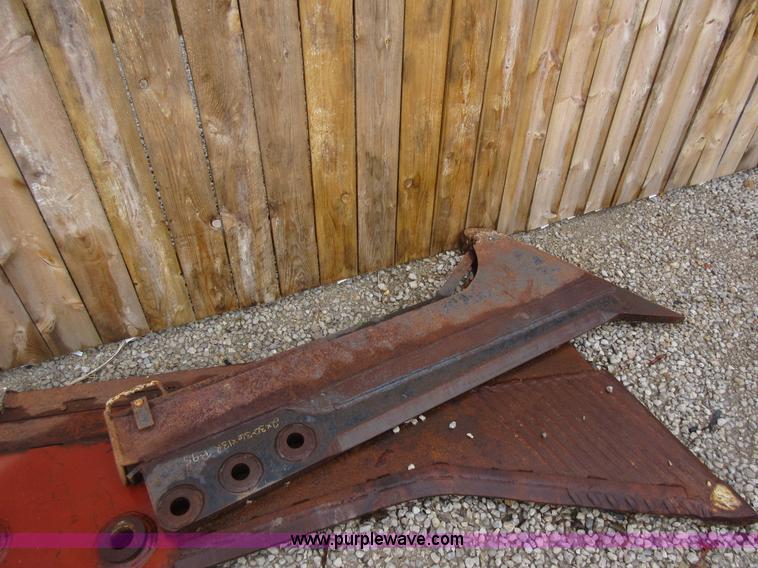 image for item J8670 Ditch Witch HT100J cable plow