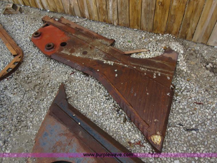 image for item J8670 Ditch Witch HT100J cable plow