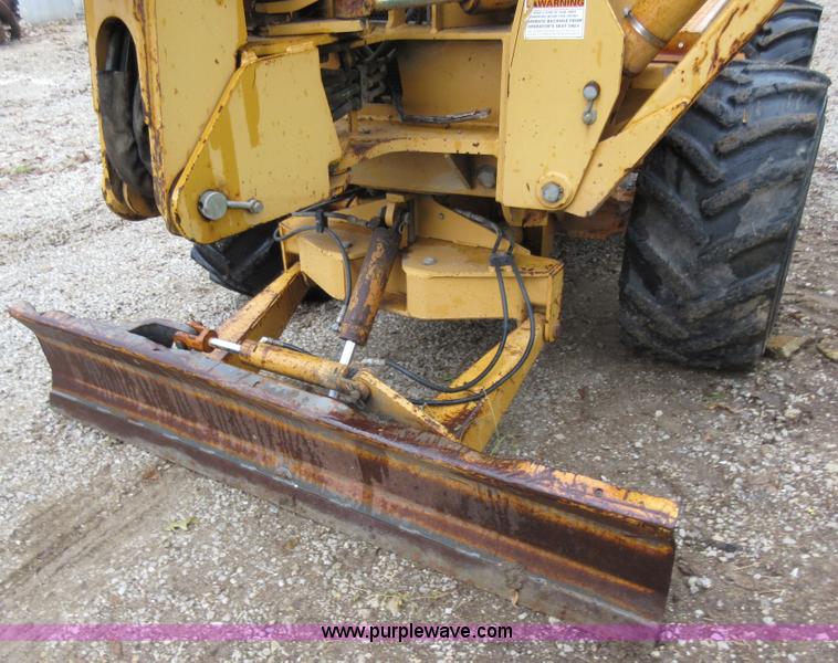 image for item J8671 Case 860 Turbo cable plow
