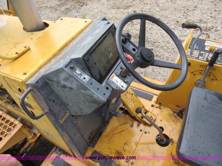 image for item J8671 Case 860 Turbo cable plow