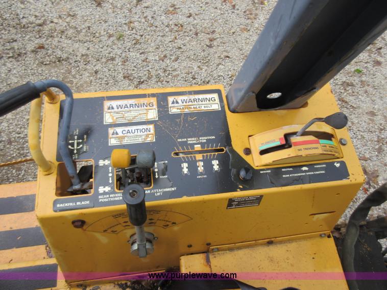 image for item J8671 Case 860 Turbo cable plow