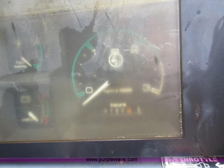 image for item J8671 Case 860 Turbo cable plow