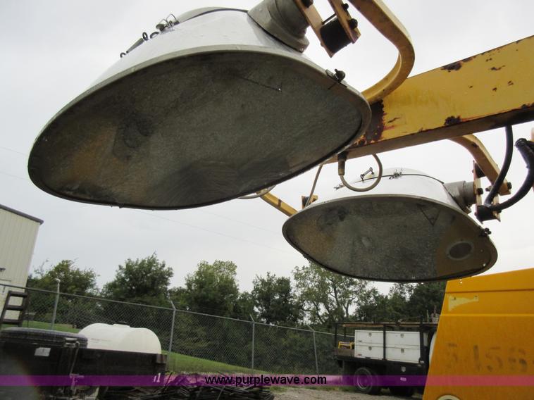 image for item J8679 Kilmond Bros Maxi-Lite light plant