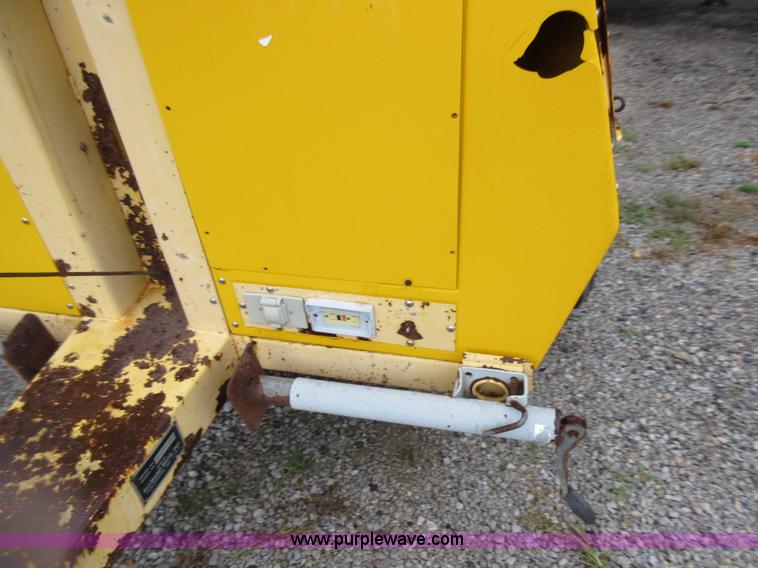 image for item J8679 Kilmond Bros Maxi-Lite light plant