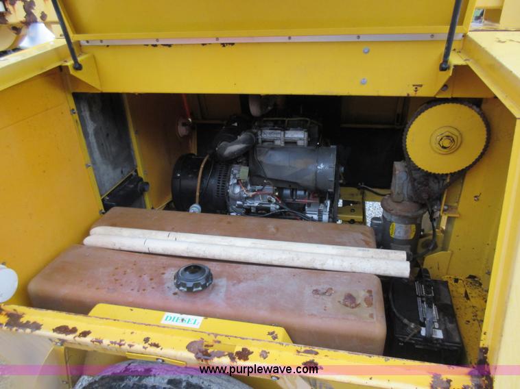 image for item J8679 Kilmond Bros Maxi-Lite light plant