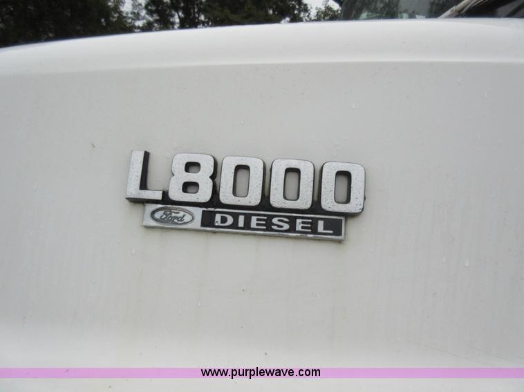 image for item J8681 1987 Ford LNT8000 crane truck