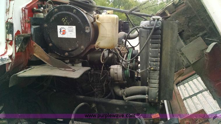 image for item J8681 1987 Ford LNT8000 crane truck