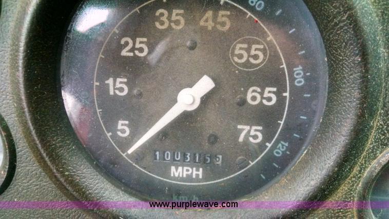 image for item J8681 1987 Ford LNT8000 crane truck