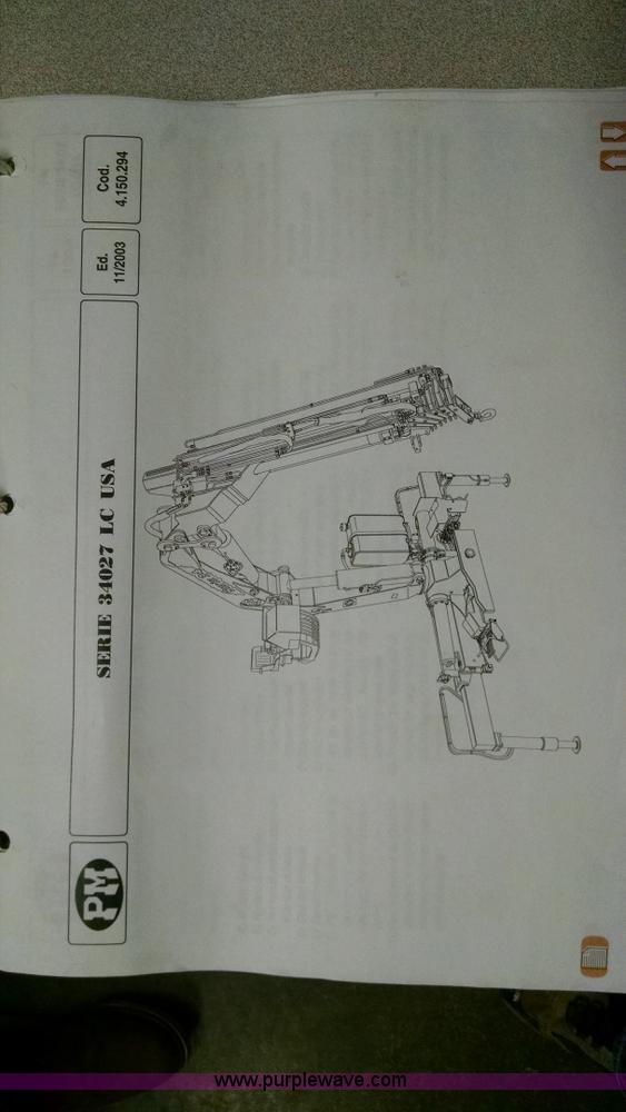 image for item J8681 1987 Ford LNT8000 crane truck