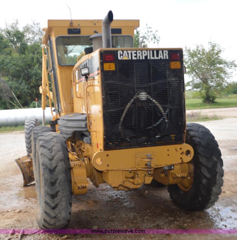 image for item J8684 2006 Caterpillar 120H motor grader