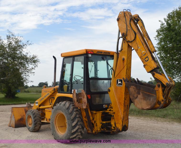 image for item J8685 1991 John Deere 310D backhoe
