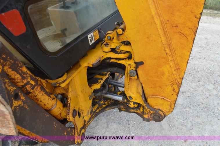 image for item J8685 1991 John Deere 310D backhoe
