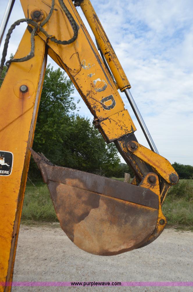 image for item J8685 1991 John Deere 310D backhoe