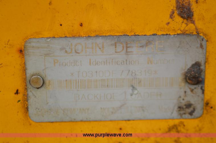 image for item J8685 1991 John Deere 310D backhoe