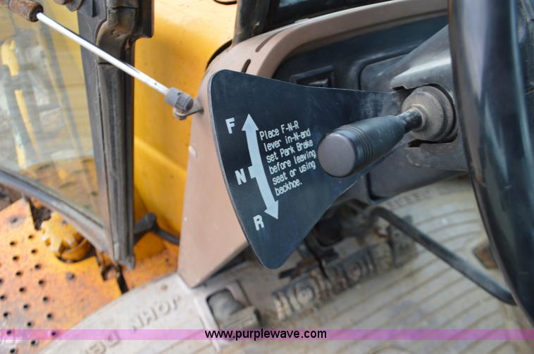 image for item J8685 1991 John Deere 310D backhoe