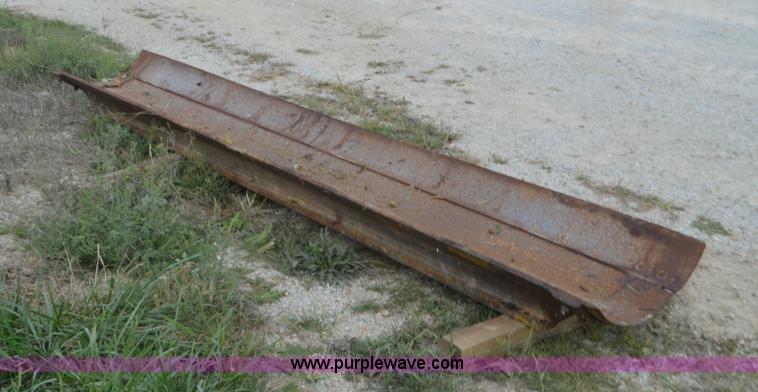 image for item J8686 Caterpillar 120H motor grader moldboard