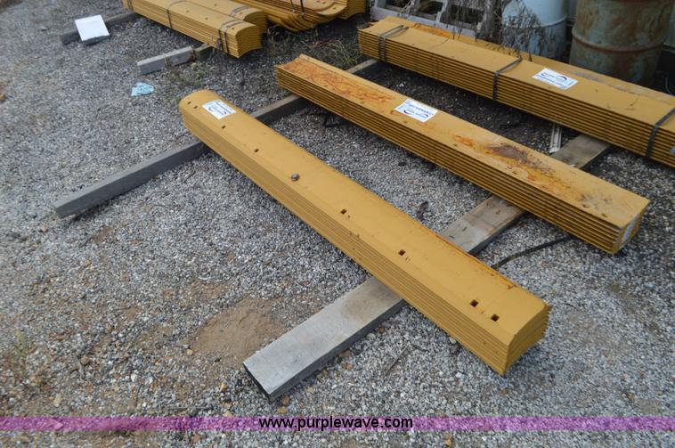 image for item J8689 (10) motor grader cutting edges