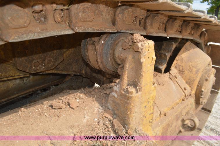 image for item J8693 Caterpillar D7F dozer
