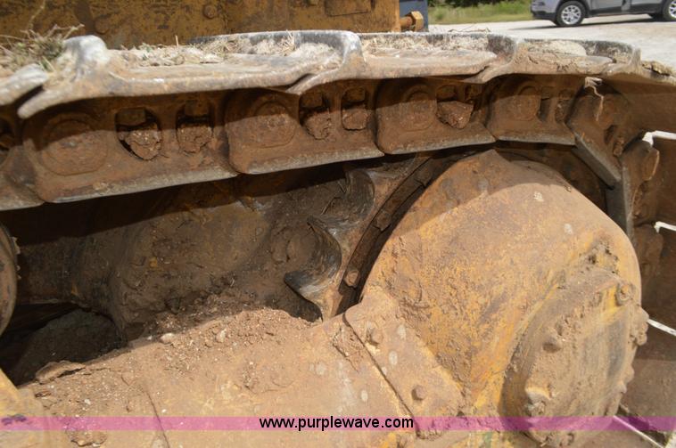 image for item J8693 Caterpillar D7F dozer