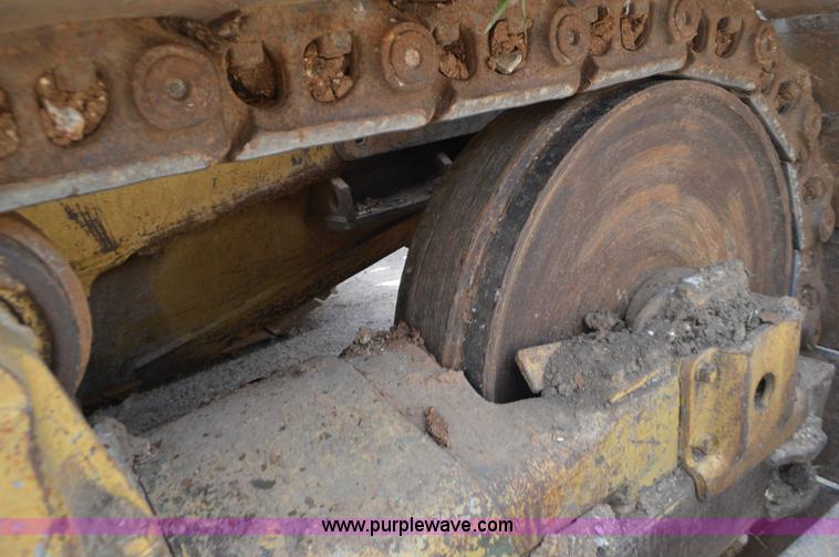 image for item J8693 Caterpillar D7F dozer