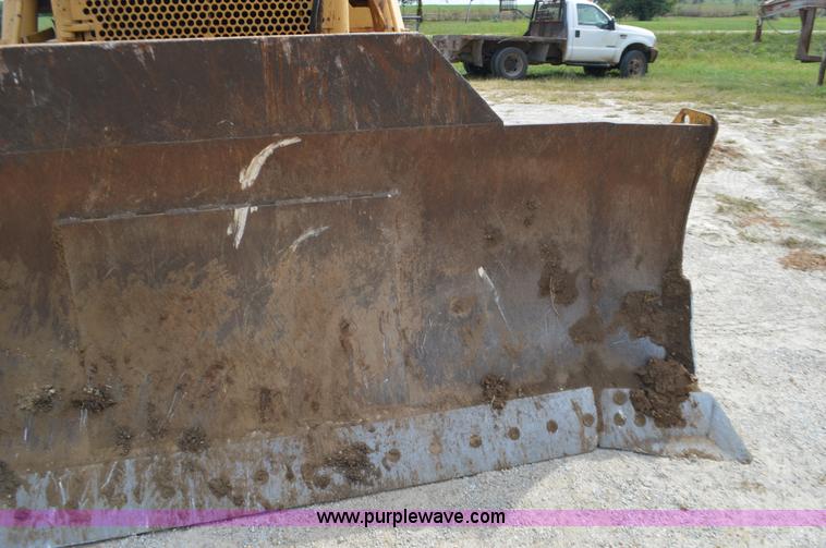 image for item J8693 Caterpillar D7F dozer