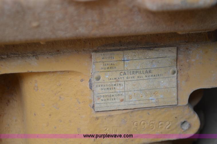 image for item J8693 Caterpillar D7F dozer