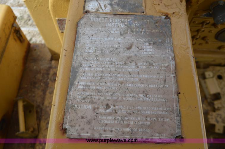 image for item J8693 Caterpillar D7F dozer