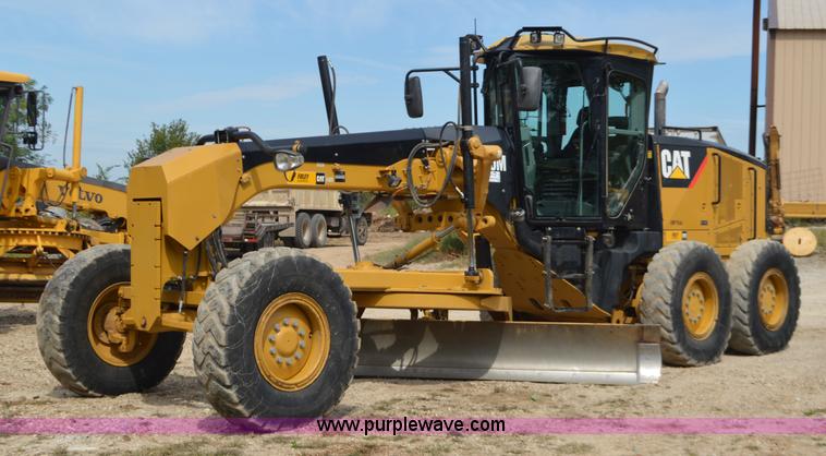 image for item J8697 2010 Caterpillar 140M motor grader
