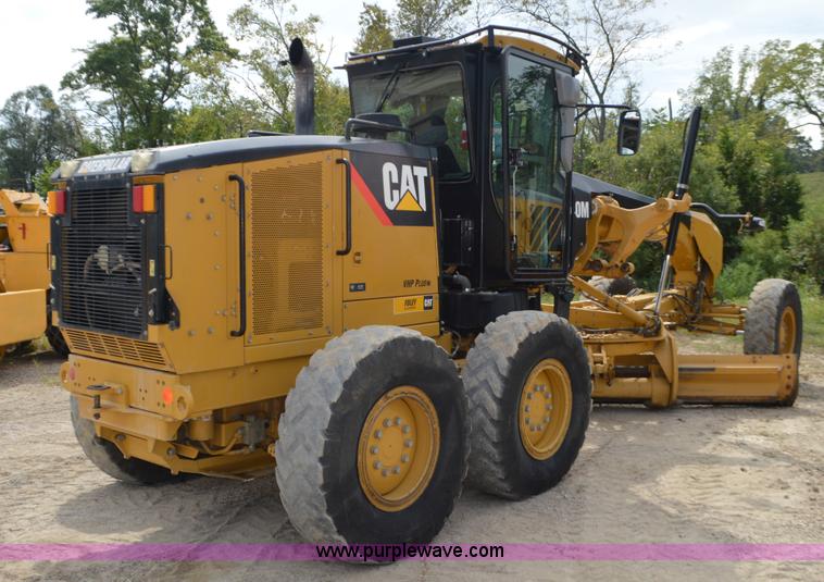 image for item J8697 2010 Caterpillar 140M motor grader
