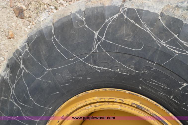 image for item J8697 2010 Caterpillar 140M motor grader