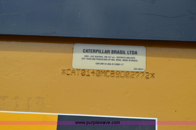 image for item J8697 2010 Caterpillar 140M motor grader