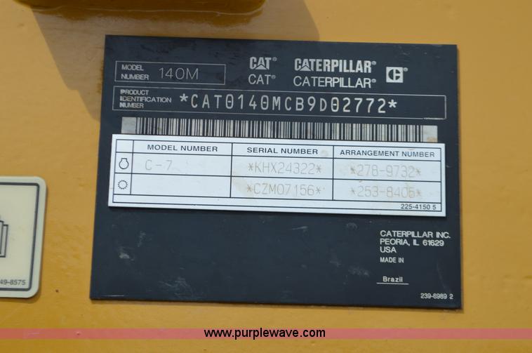 image for item J8697 2010 Caterpillar 140M motor grader