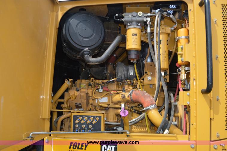 image for item J8697 2010 Caterpillar 140M motor grader