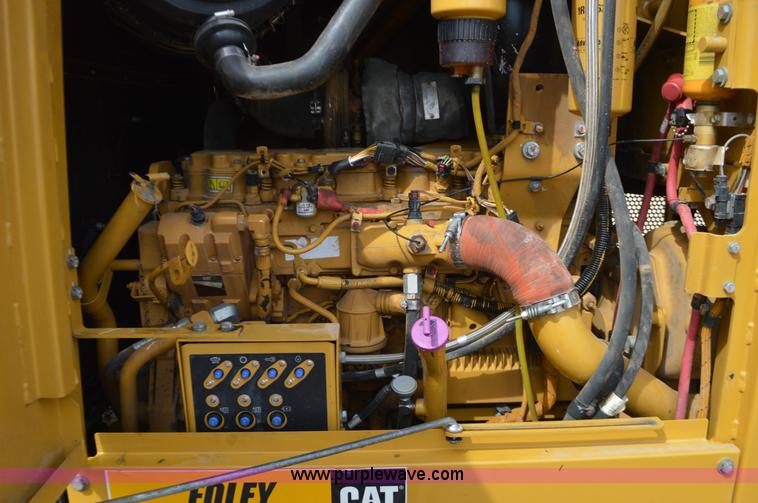 image for item J8697 2010 Caterpillar 140M motor grader