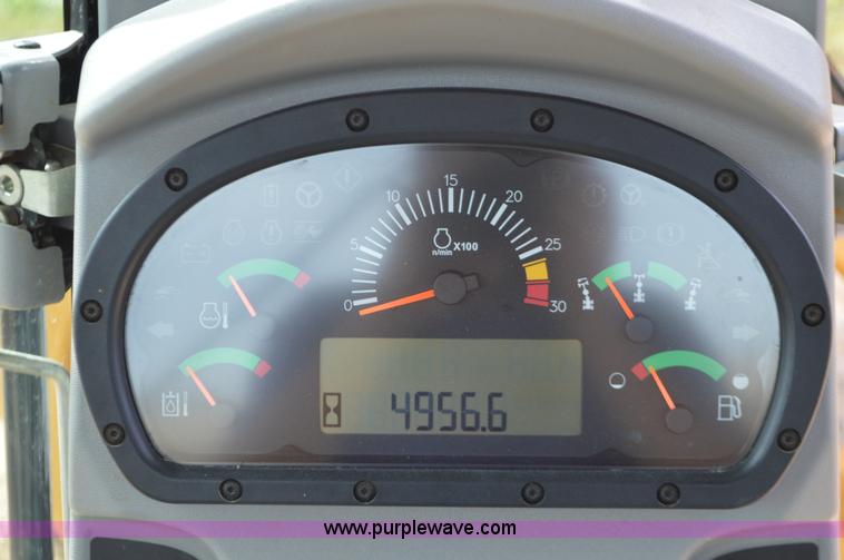 image for item J8697 2010 Caterpillar 140M motor grader