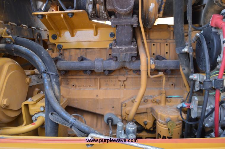 image for item J8697 2010 Caterpillar 140M motor grader