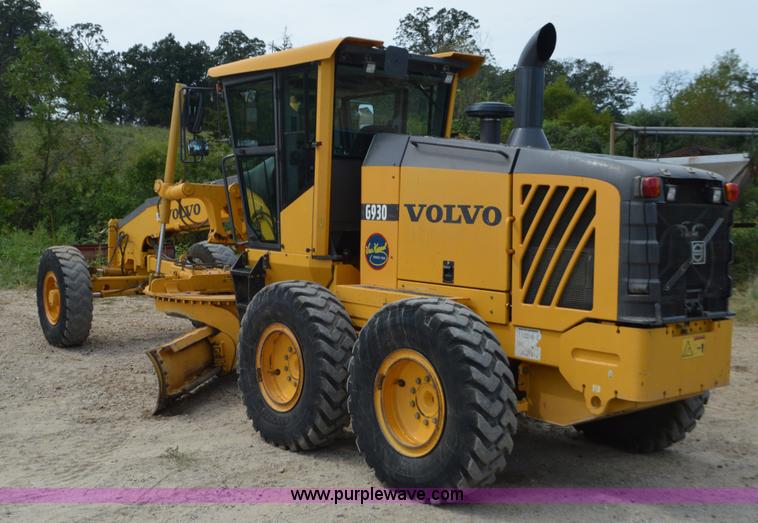 image for item J8698 2007 Volvo G930 motor grader