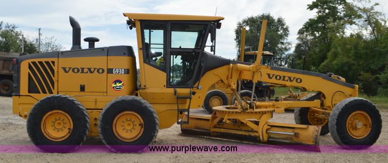 image for item J8698 2007 Volvo G930 motor grader