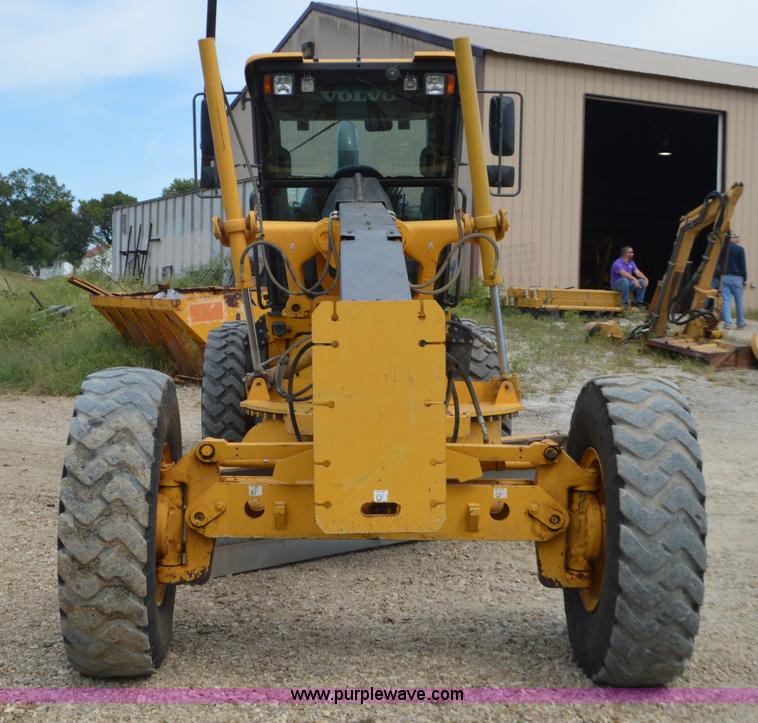 image for item J8698 2007 Volvo G930 motor grader