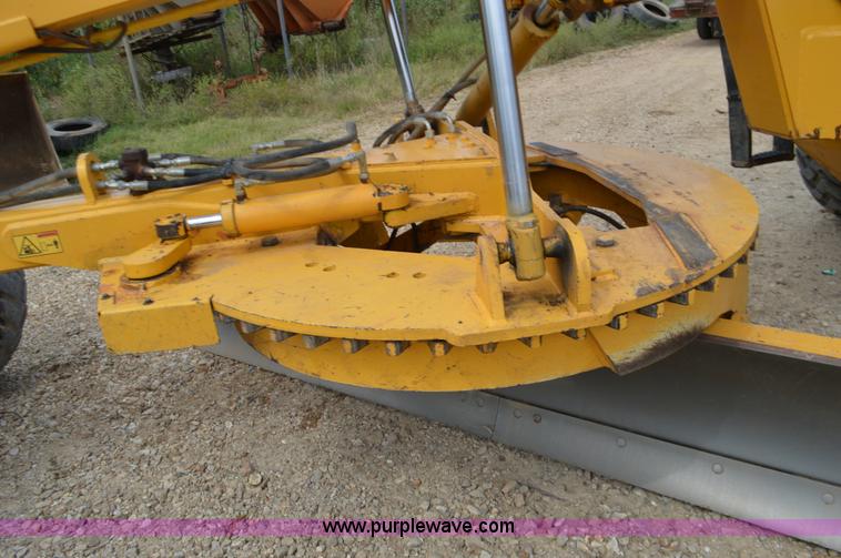 image for item J8698 2007 Volvo G930 motor grader