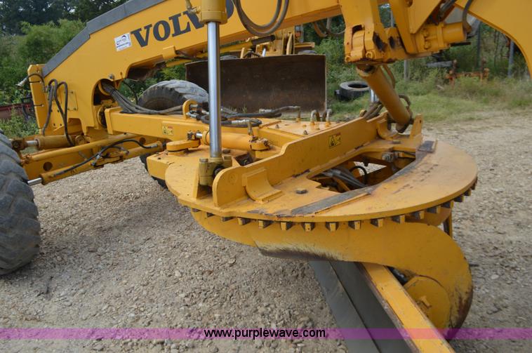 image for item J8698 2007 Volvo G930 motor grader