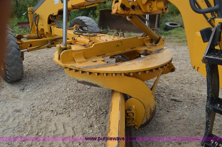 image for item J8698 2007 Volvo G930 motor grader